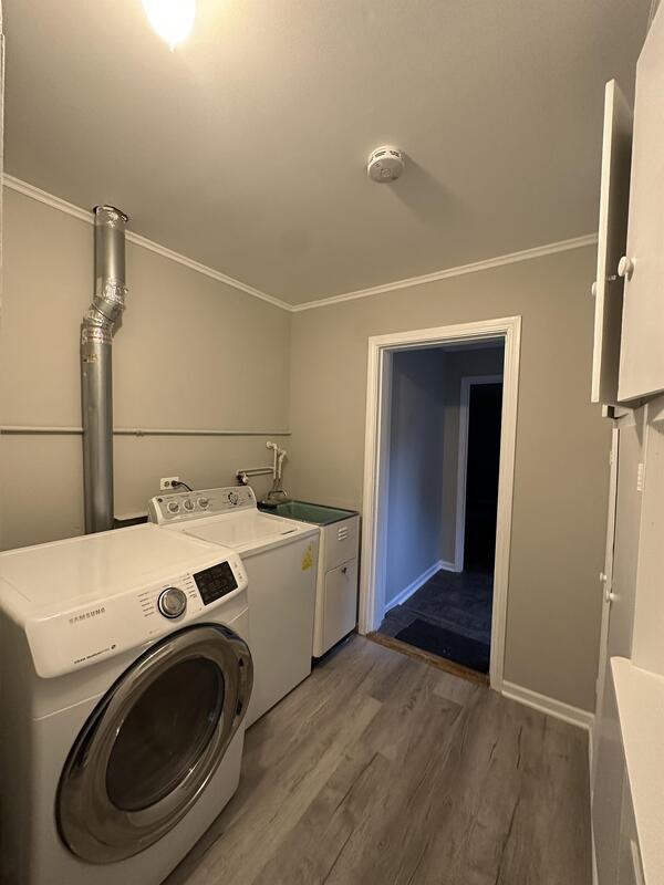 Foto del edificio - 17626 Hillside Ave