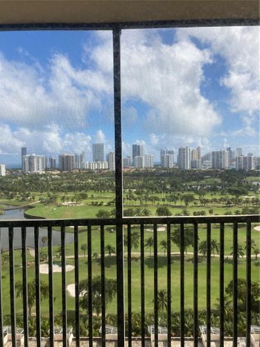 Foto del edificio - 20301 W Country Club Dr