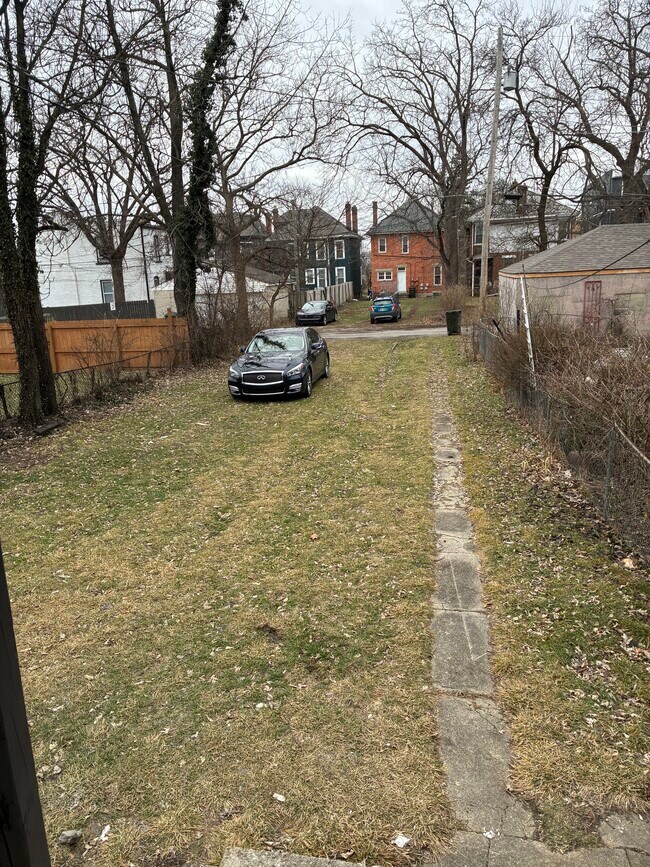 Foto del edificio - 551 Wilson Ave