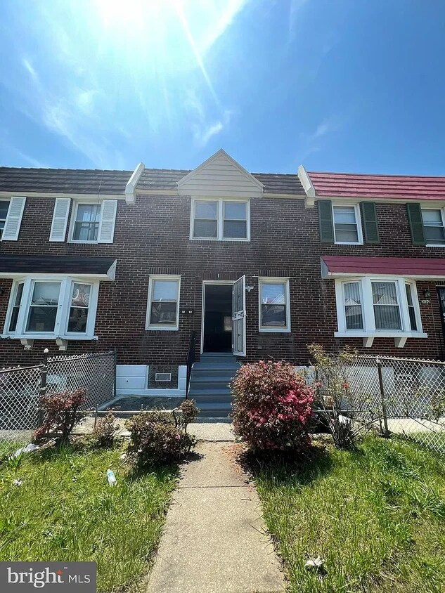 8124 Fayette St, Philadelphia, PA 19150 Townhome Rentals in