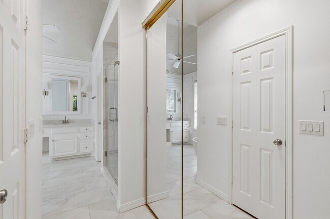 Foto del edificio - 26 E Sterling Pond Cir