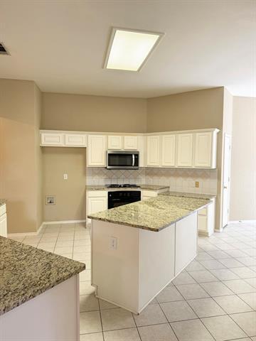 Foto principal - 7913 Aqua Vista Dr