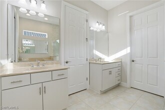 Building Photo - 9328 Fieldstone Ln