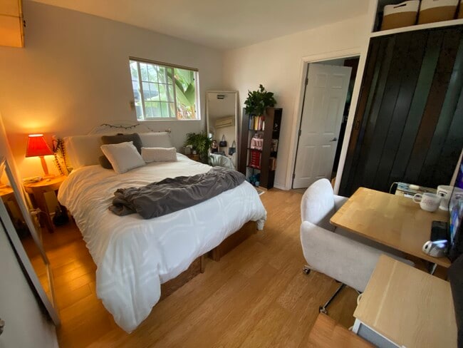 Bedroom - 3284 Veteran Ave (Los Angeles, CA) House