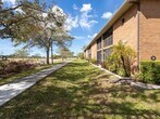 Foto principal - 217 Airport Ave W