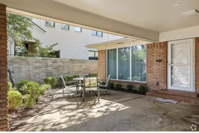 Building Photo - 3545 Northwest Pky