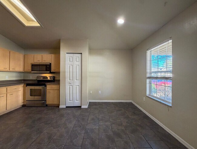 Foto del edificio - Pet Friendly 3/2 Home in Sorrento Available NOW!