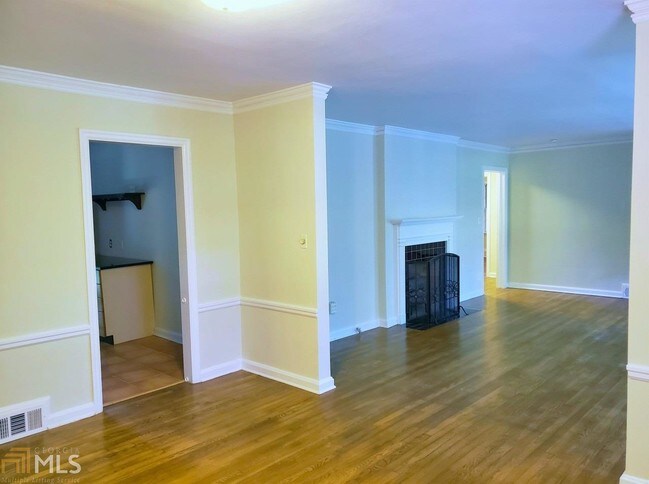 Foto del edificio - 4159 N Stratford Rd NE