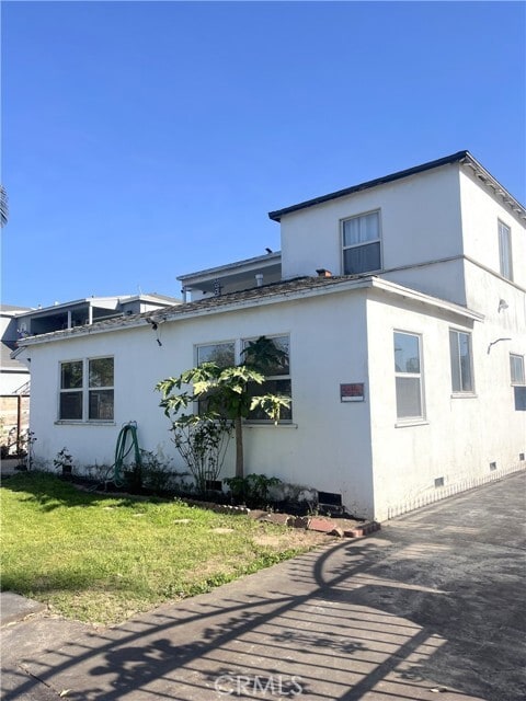 Building Photo - 2220 Delaware Ave