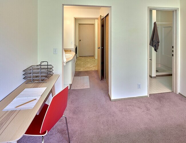 Viking Gardens Apartments in Bellingham, WA