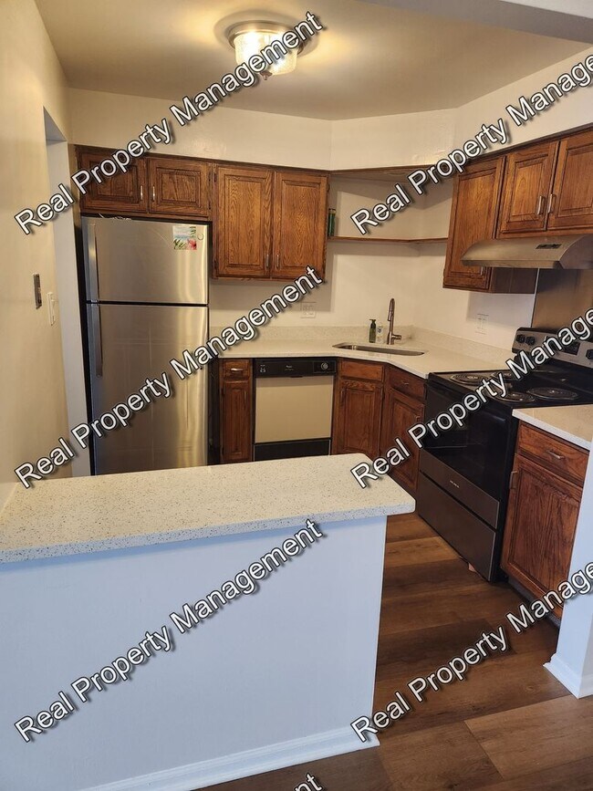 Foto del edificio - Two Bedroom Highland Condo