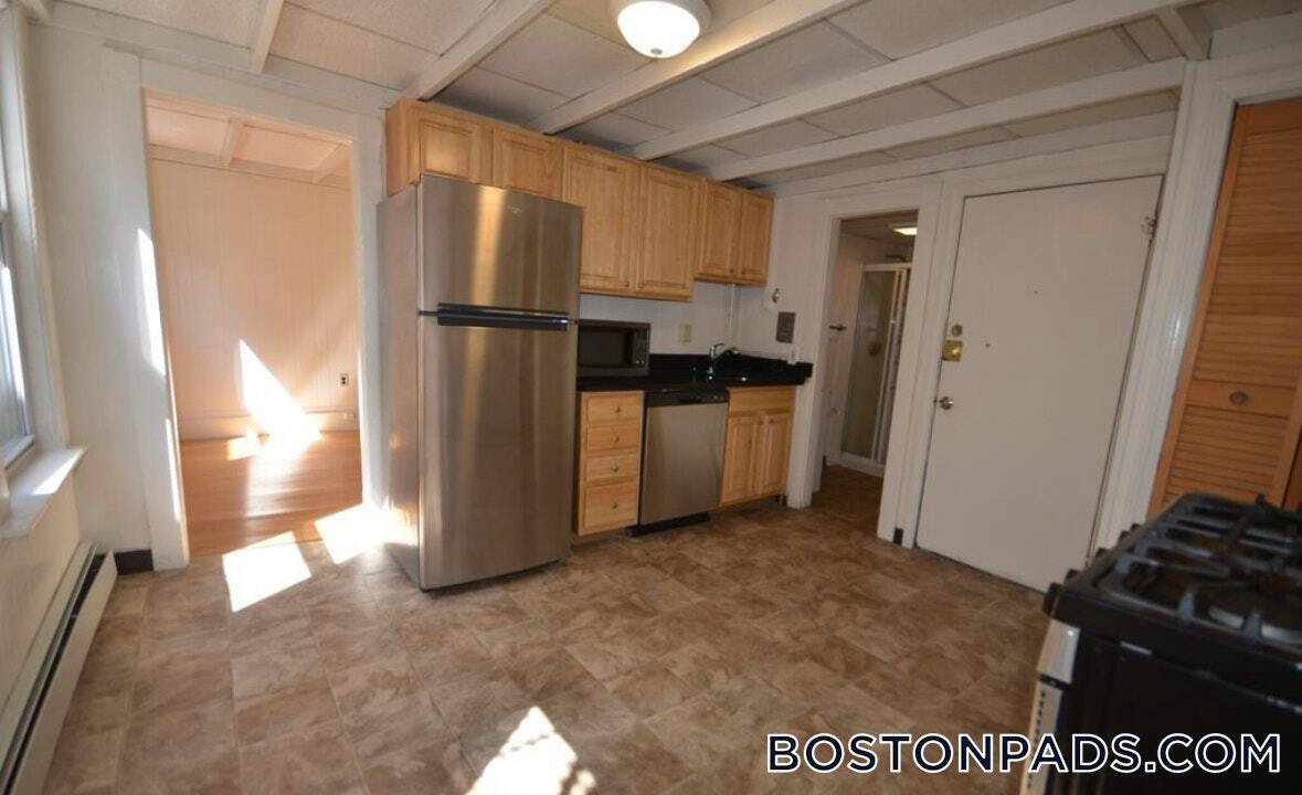 Foto principal - 232 Cambridge St