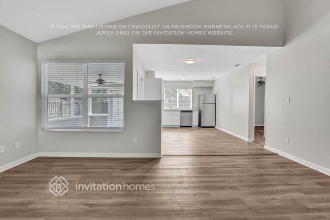 Foto del edificio - 2103 Churchill Downs Cir