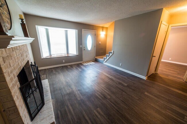 Newly renovated 4Br 2Ba single family home in South Nashville near Nolensville Pike and Old Hickory - 912 Ilawood Drive