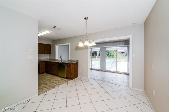 Foto del edificio - 742 Merrick Ln NW