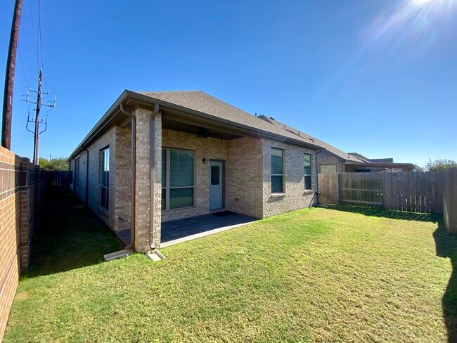 Foto del edificio - 7043 Coneflower Creek Ct