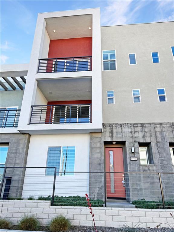 Building Photo - 26909 Pathfinder Ln