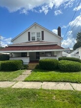 Building Photo - 916 Sunset Ave