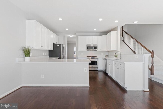 Building Photo - 43459 Hopestone Terrace
