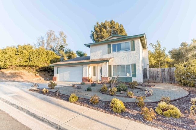 Foto del edificio - 2023 Habero Dr