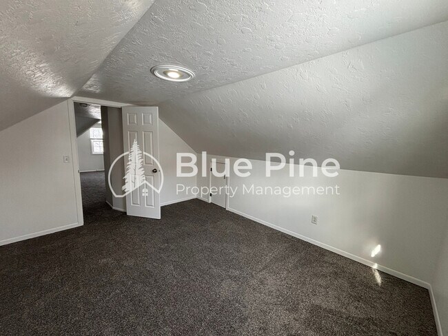 Foto del edificio - 309 S Milton Ave