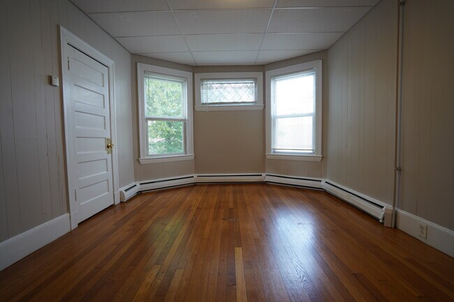 Foto del edificio - 2 Ashford Ct