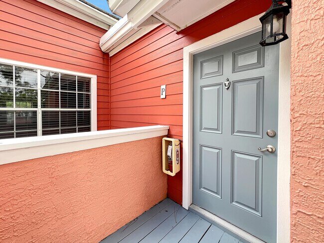 Foto del edificio - 1011 Crystal Way