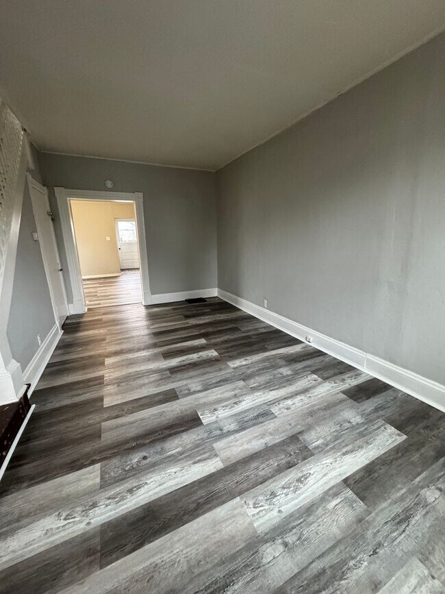 Foto del edificio - 721 Ross Ave