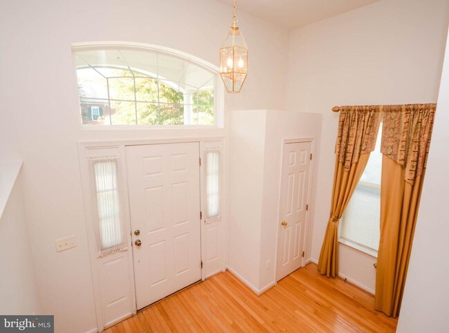 Foto del edificio - 3011 Barkley Gate Ln