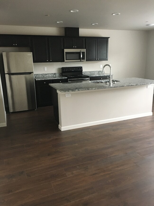 Apartment kitchen - 2161 Jackson Hwy