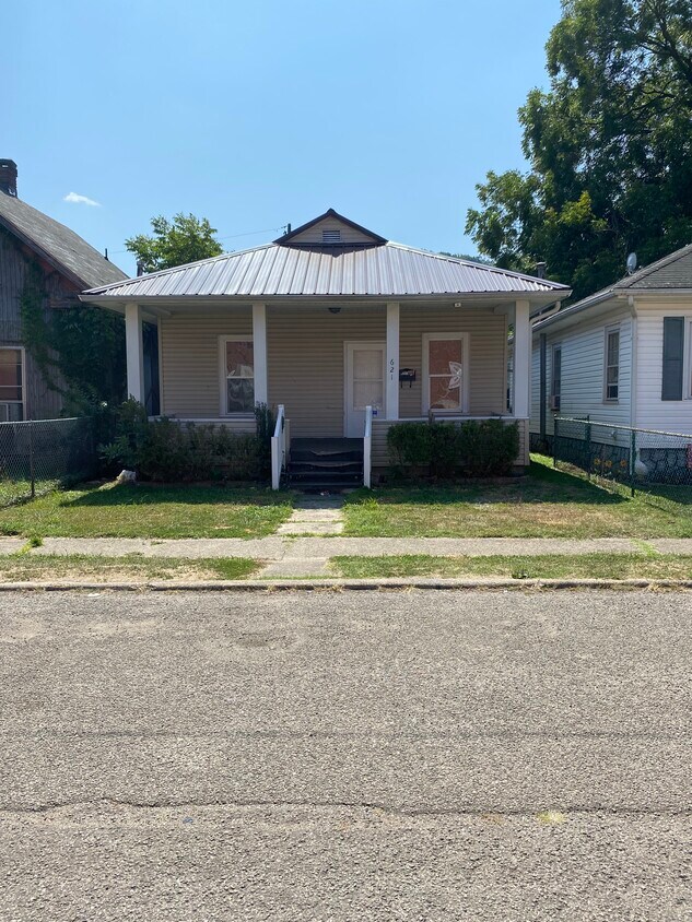 Primary Photo - 621 9th St