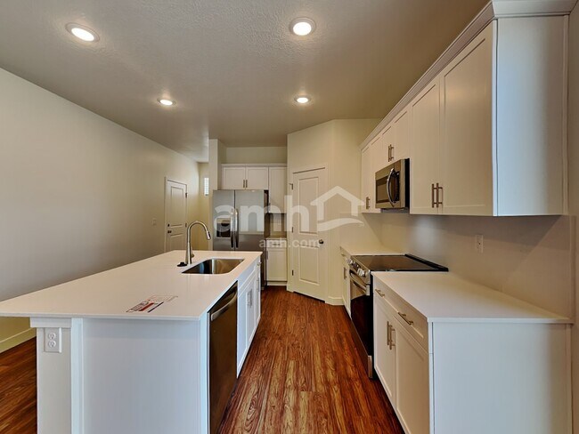 Building Photo - 3472 N Annabell St