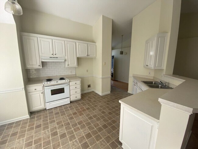 Foto del edificio - 3 Bedroom 2 Bathroom House