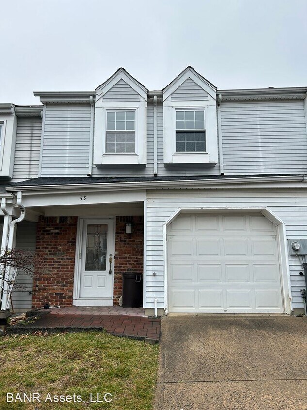Primary Photo - 3 br, 2.5 bath House - 53 Thorne Lane