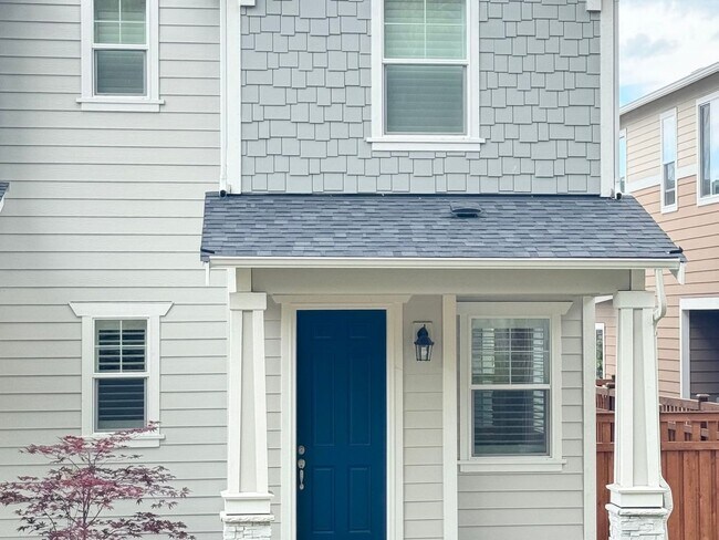 Foto del edificio - 3 Bedroom Townhome in Tehaleh- Bonney Lake