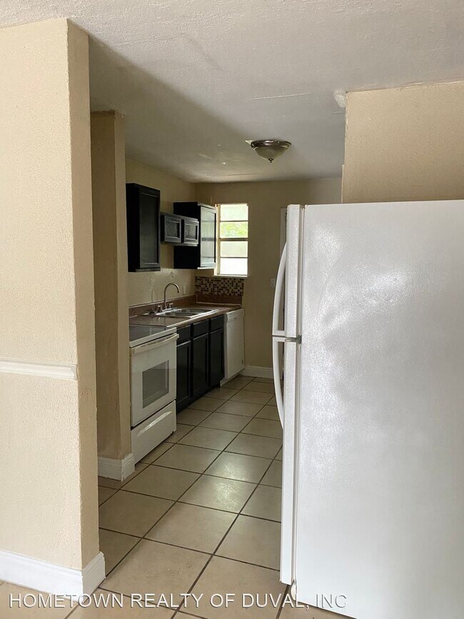 Building Photo - 2 br, 1 bath House - 1362  W 32nd Street  ...