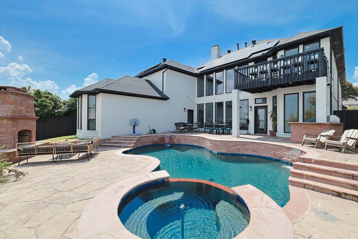 Primary Photo - 4710 Scenic Dr