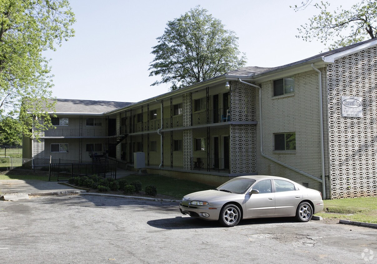 Primary Photo - 1555 Harvard Ave