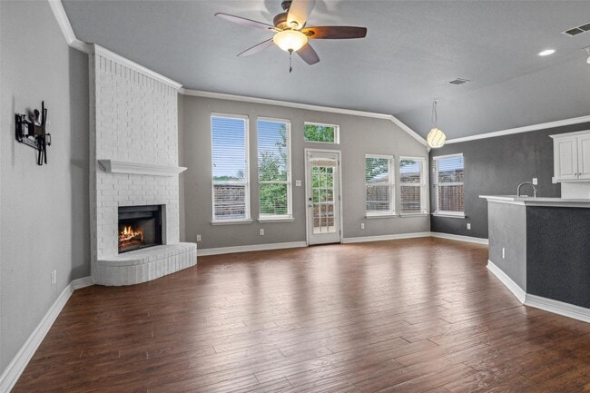Building Photo - 7261 Decoy Ln