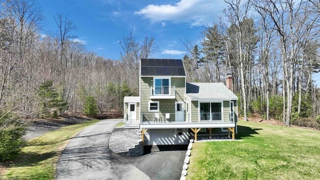 Building Photo - 493 Breed Rd