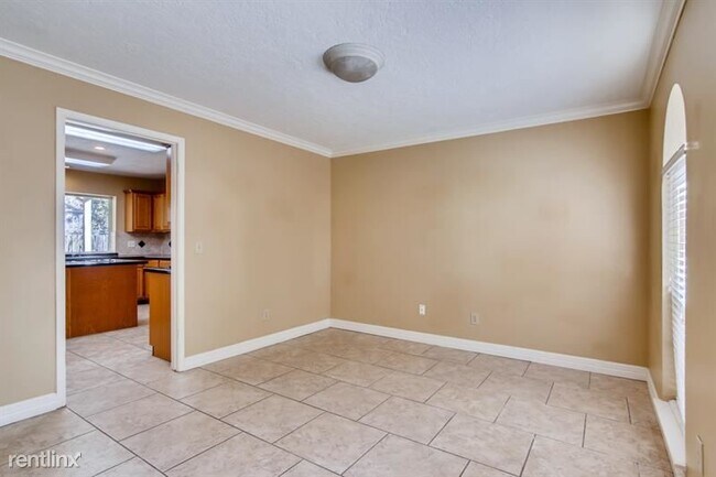 Building Photo - 4 br, 2.5 bath House - 16918 River Willow ...