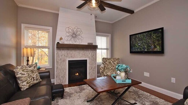 Foto del edificio - 15 Wiltse Ln