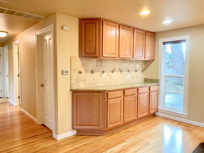 Foto del edificio - 405 167th Ave SE