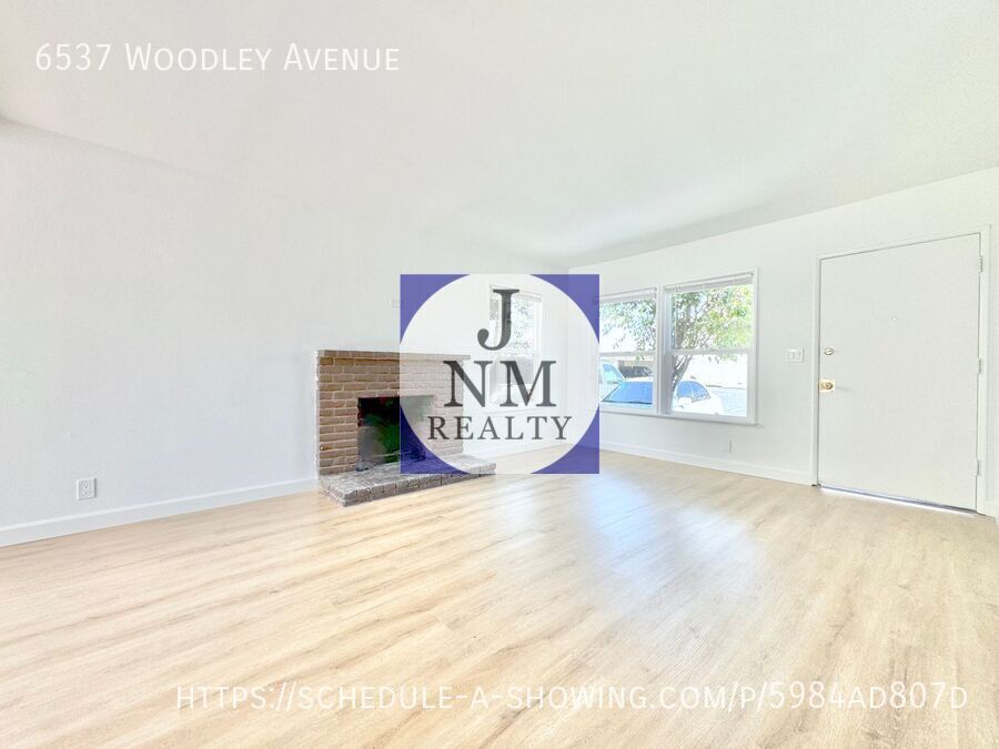 Primary Photo - Newly remodeled 3 Bedroom + 1.5 Bath House...