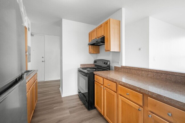 Foto del edificio - 6730 S South Shore Dr
