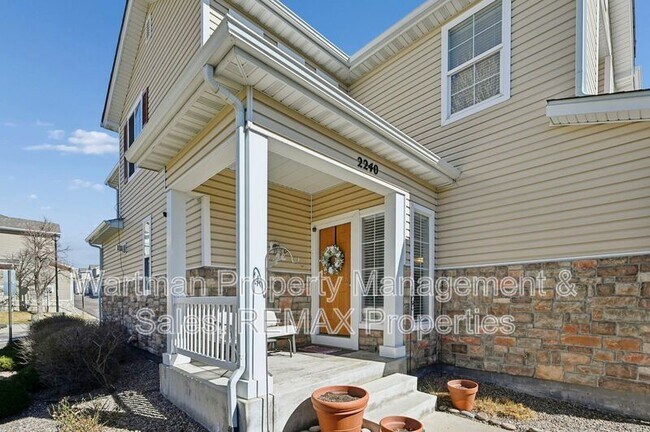 Building Photo - 2240a Whale Pt