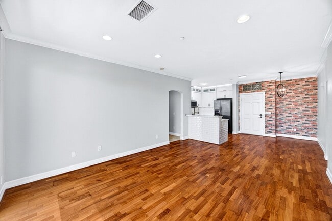 Building Photo - Luxury Downtown San Diego Condo | 2BR/2BA at Park Blvd West – $3,300/mo
