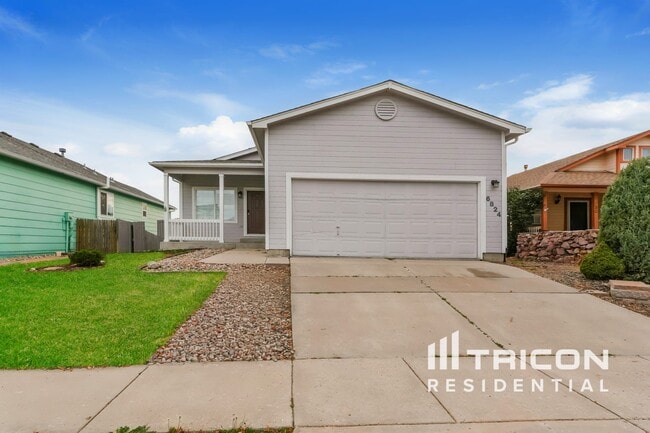 Building Photo - 6824 Lost Springs Dr