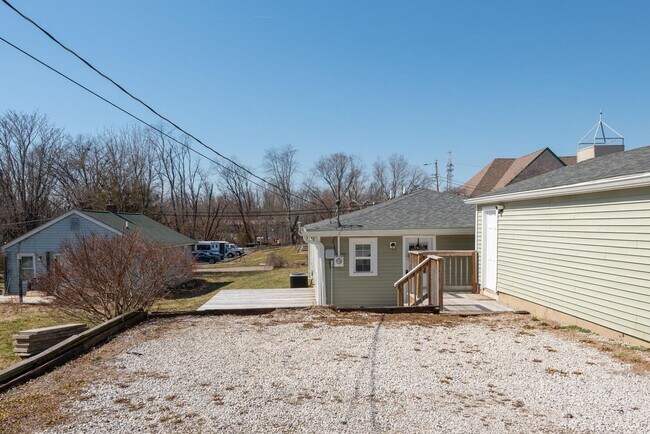 Building Photo - Single Family 3 bedroom / 2 bath house