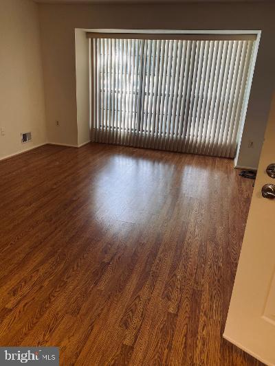 25 Feiler Ct Lawrence Township Nj Apartment For Rent In Lawrence Township Nj Apartments Com